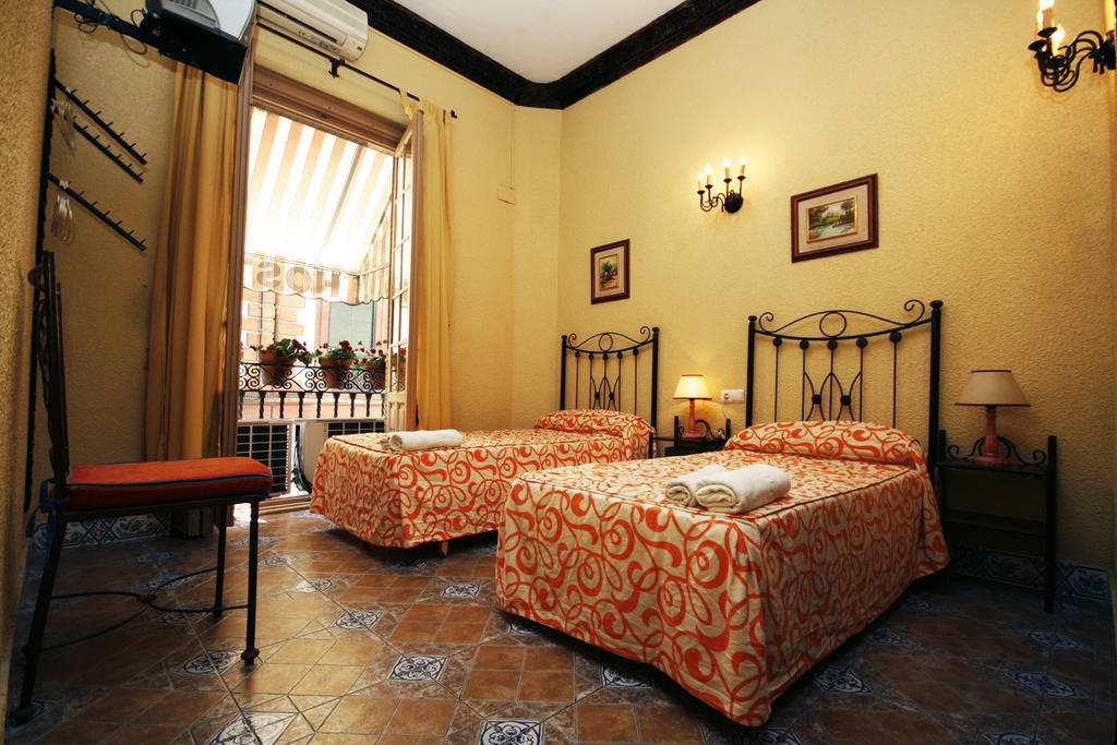 Hostal Van Gogh Sevilla Exteriér fotografie