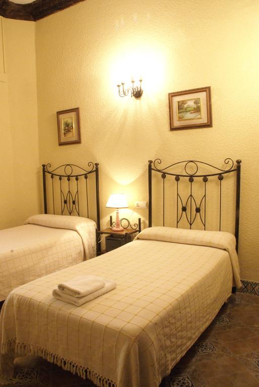 Hostal Van Gogh Sevilla Exteriér fotografie